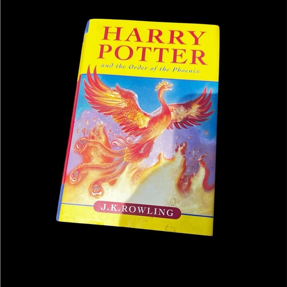 Harry Potter and the Order of the Phoenix Book - Picture 1 of 3